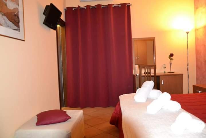 Donjon Suite Centro Storico Castelbuono  Room photo